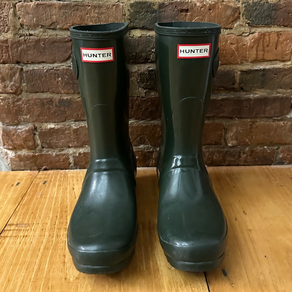 Green Gloss Hunter Short Rain Boots Size 8